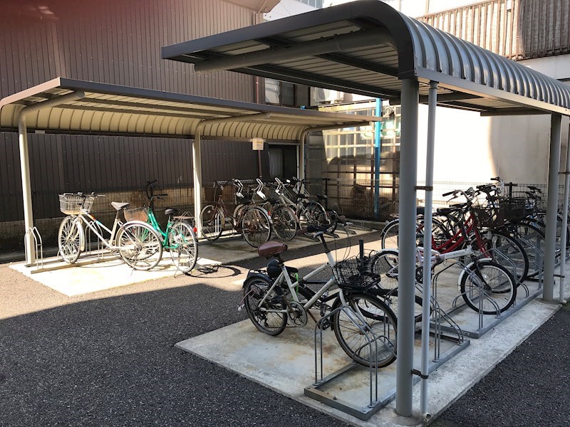 その他共有部分　屋根付き駐輪場
