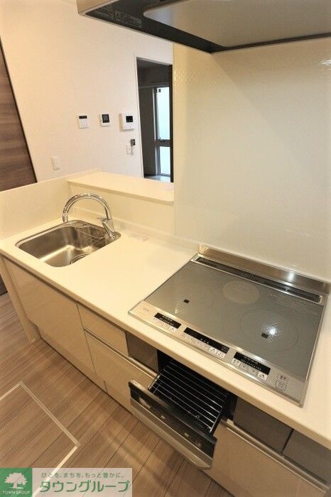 キッチン　※同建物　別タイプ間取り　設備施工例　現況優先