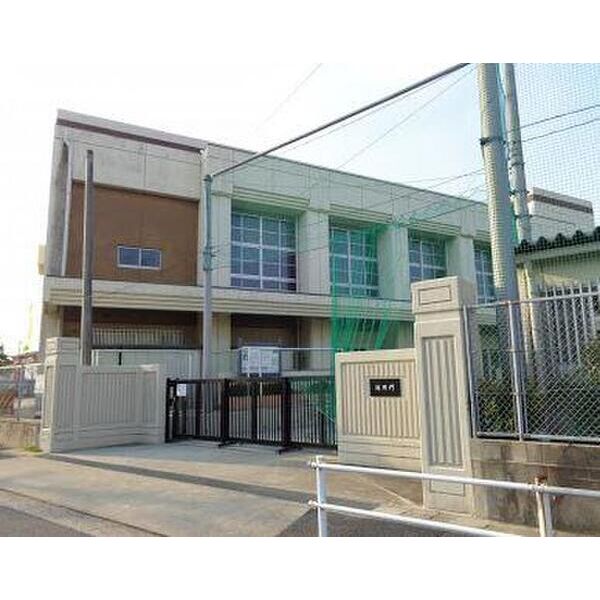 その他　【小学校】名古屋市立楠小学校まで973m