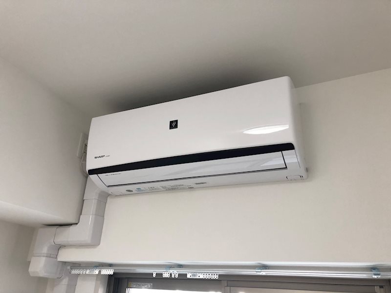 その他設備　洋室はエアコン付です。