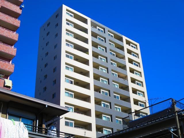 建物外観　分譲賃貸マンション