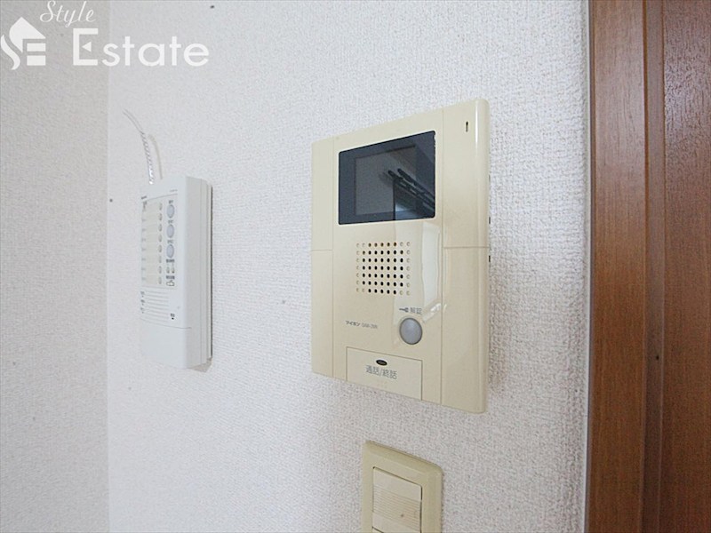 セキュリティ　モニター付きインターホン