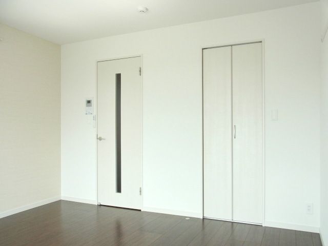 その他部屋・スペース　★洋室広々8帖★