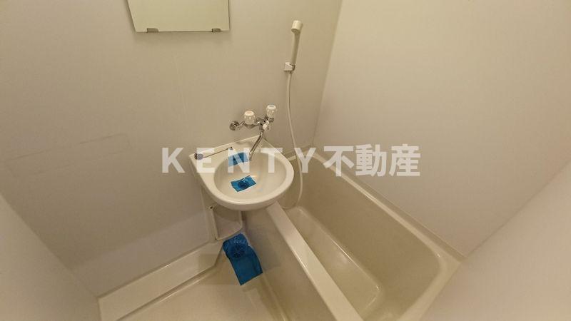 バス・シャワールーム　ゆったり過ごせるお風呂です