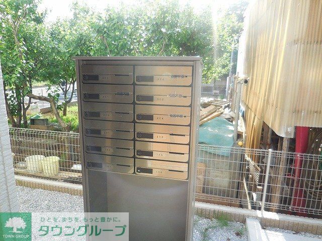 ロビー　集合ポスト