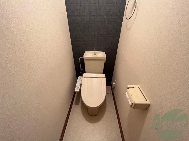 トイレ　トイレにはウォシュレットが備え付けです。