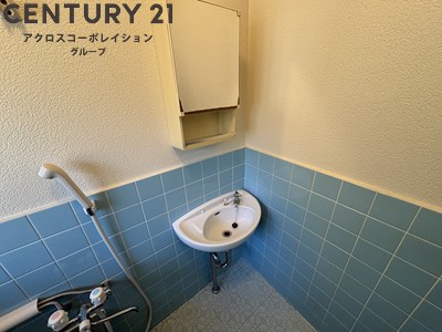 洗面設備　浴室内に洗面台付き！