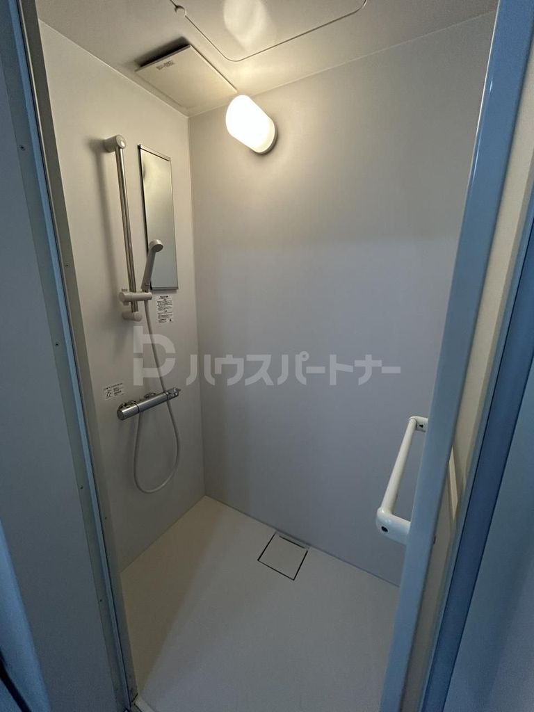バス・シャワールーム　シャワールーム