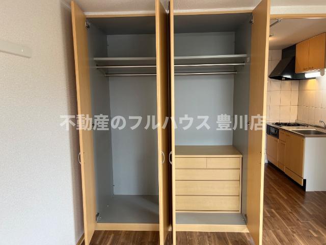 収納　クローゼット