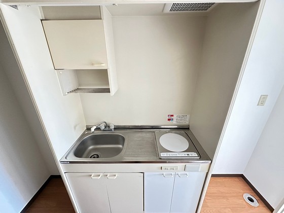 キッチン　※別部屋の写真です