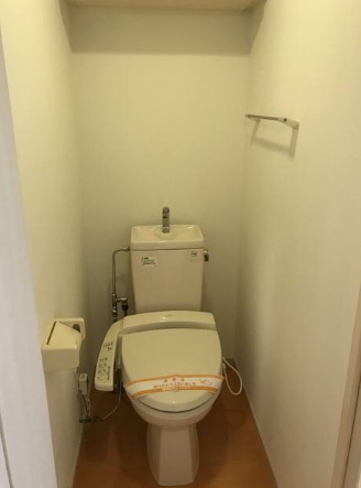 トイレ　左右反転別部屋参考写真