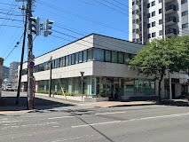 銀行　北海道銀行澄川支店（銀行）まで758m