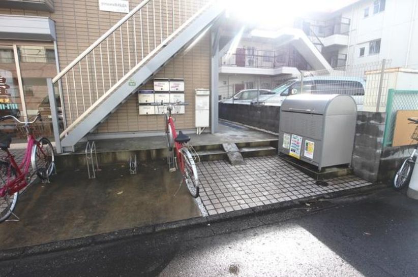 エントランス　弊社は都内全域の物件をご紹介可能です！