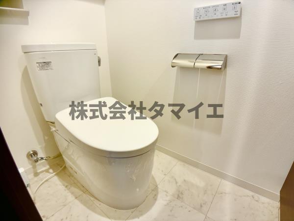 トイレ　清潔感のあるトイレです