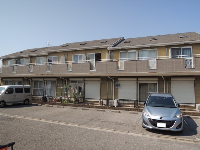 駐車場　広いスペースの敷地内駐車場（空き確認要）