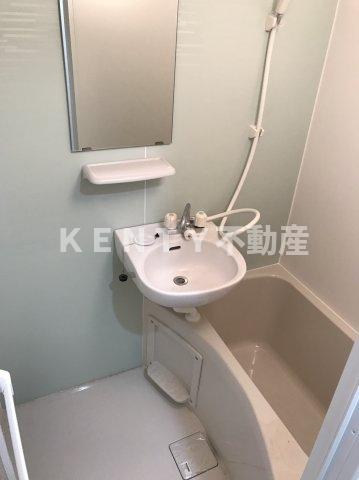 バス・シャワールーム　お風呂で日々の疲れを落としましょう