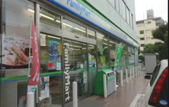 コンビニ　ファミリーマート 横浜中山町店（コンビニ）まで357m