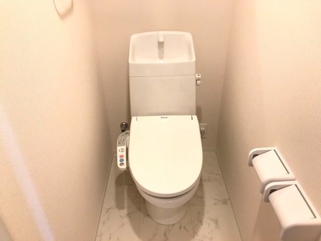 トイレ　図面と現状に相違がある場合には現状を優先