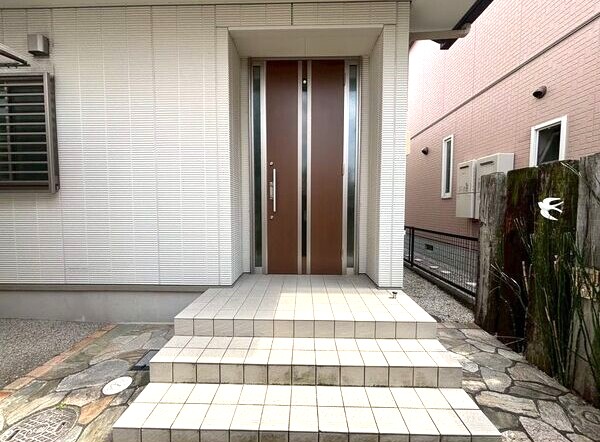 レントハウス社台の外観写真