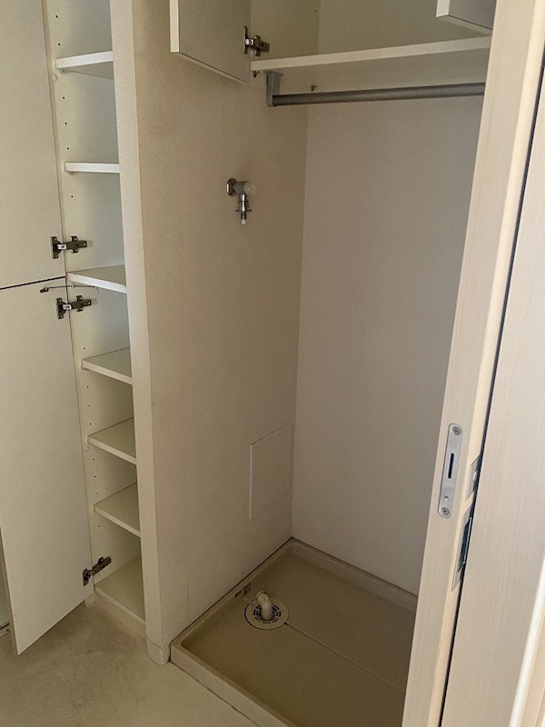 収納　別部屋参照