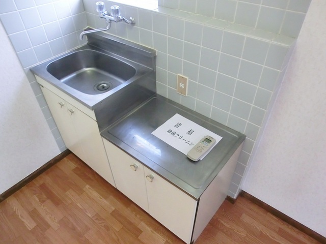 キッチン　２口電気コンロ設置可です。
