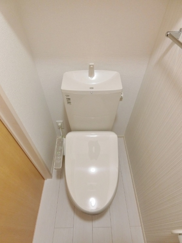 トイレ　図面と現状に相違がある場合には現状を優先