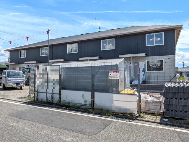 建物外観　建築中