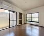 居室・リビング　落ち着いた雰囲気のお部屋です