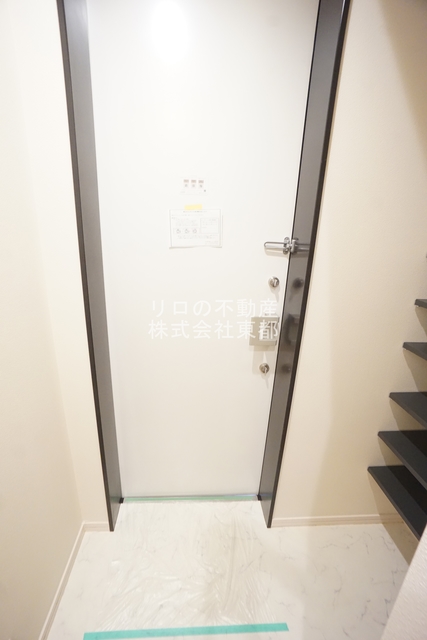 玄関　すっきりシンプルな玄関スペースです！