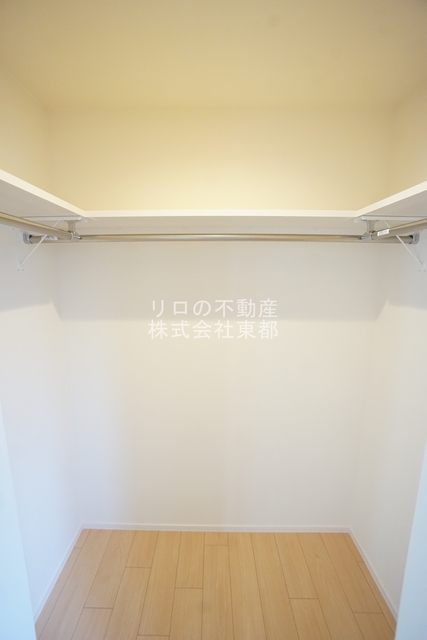 収納　奥行のあるウォークインクローゼットならお荷物多い方でも安心☆