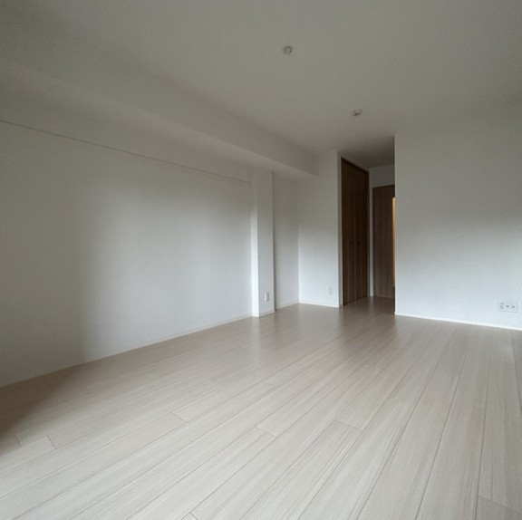 居室・リビング　9帖のお部屋は広々