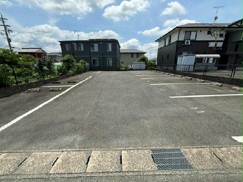駐車場　敷地外