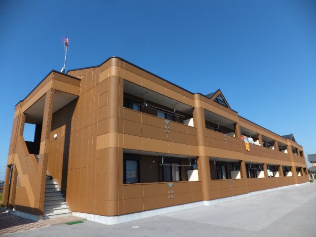建物外観　重量鉄骨造で音や振動にお困りの方におススメです（^^♪