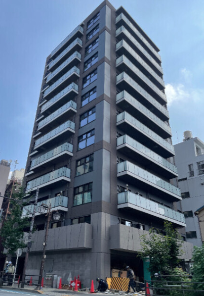 建物外観　R.W.C
