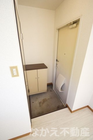 玄関　収納もある玄関です