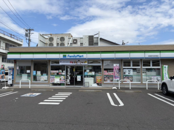 コンビニ　ファミリーマート 各務原市役所南店（コンビニ）まで1358m