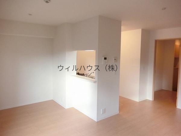 居室・リビング　カウンターキッチン！