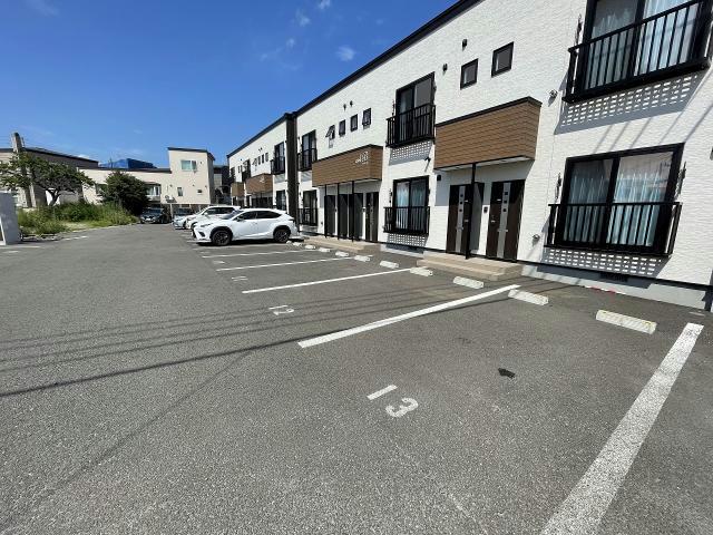 駐車場　駐車場