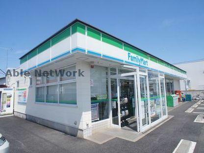 コンビニ　ファミリーマート古河坂間店（コンビニ）まで592m