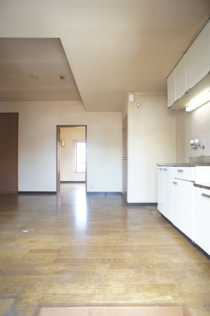 玄関　玄関から見たお部屋です♪