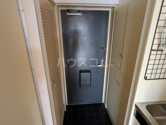 小田急小田原線 相武台前駅 徒歩10分 5階建 築35年の玄関写真