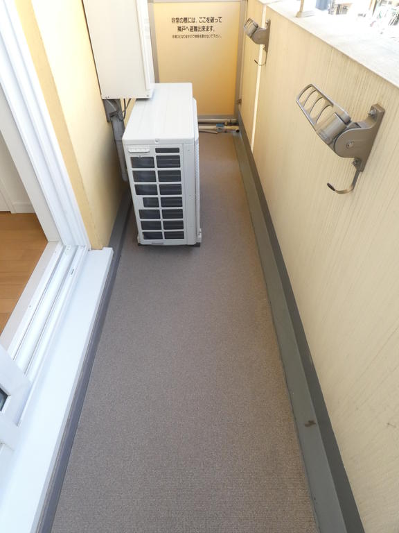 バルコニー　※別部屋の参考写真です。