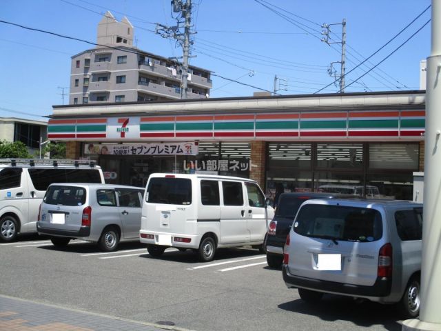 コンビニ　セブンイレブン 名古屋柳原店（コンビニ）まで286m
