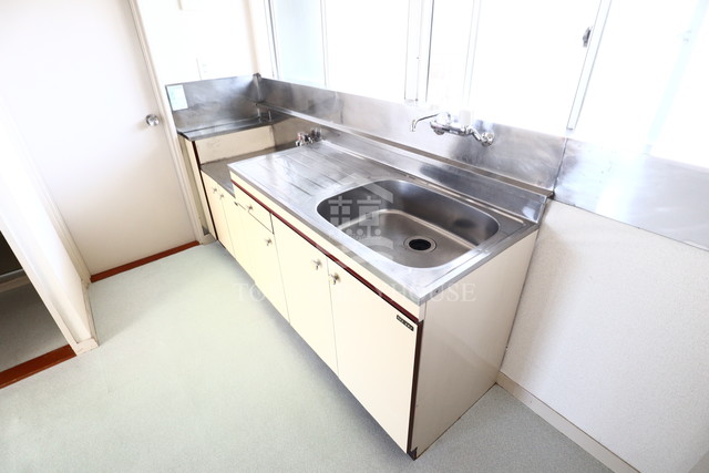 キッチン　※別部屋参考写真