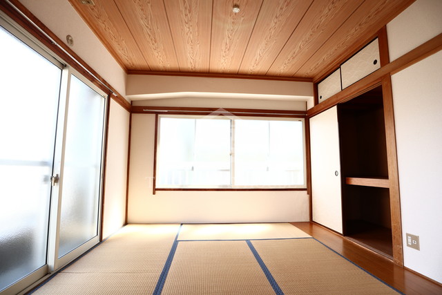 居室・リビング　※別部屋参考写真