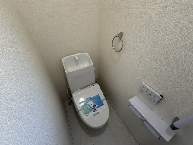 明石市魚住町西岡part4・戸建のトイレ写真