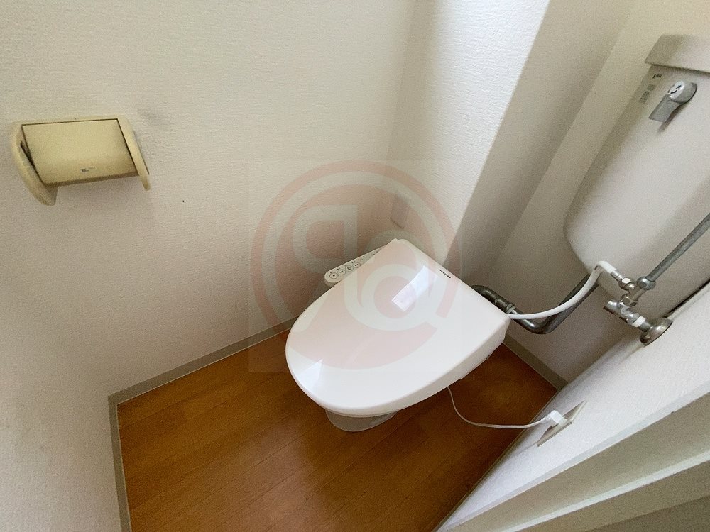 トイレ　コンパクトで使いやすいトイレです
