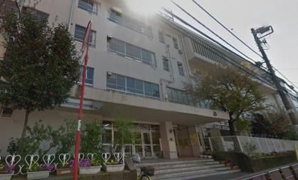 幼稚園・保育園　台東区立富士幼稚園（幼稚園・保育園）まで395m