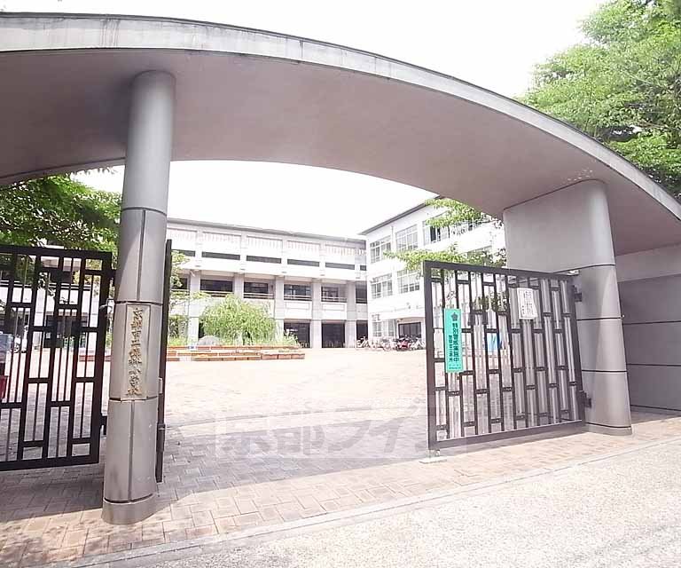 小学校　錦林小学校（小学校）まで315m