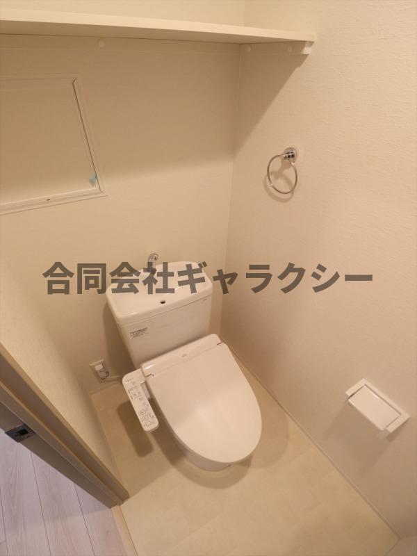 トイレ　温水洗浄便座